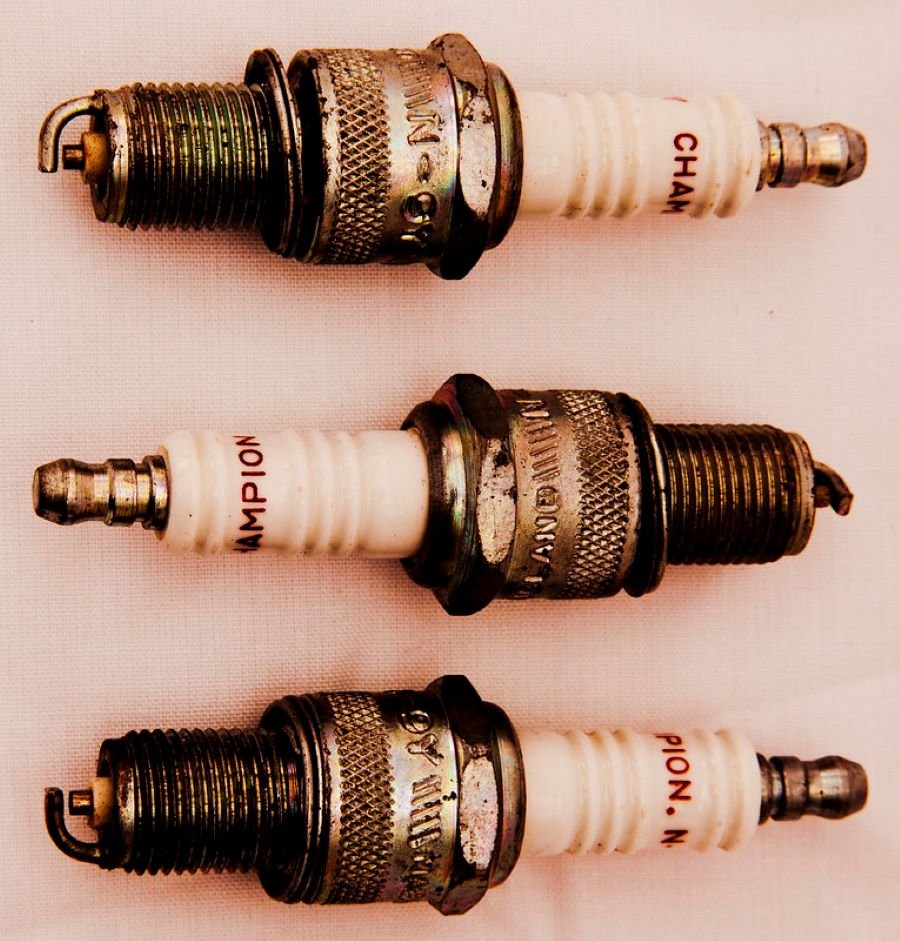 What Spark Plug to Use for a Lawnmower?